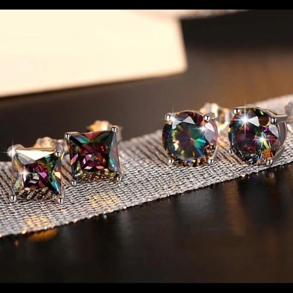 Jewelry - RAINBOW STUD‎ EARRINGS